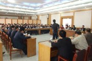 企业年中聚会策划计划怎么做？？
